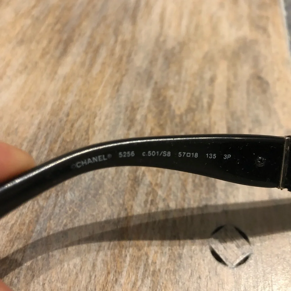 CHANEL Black Oversized Sunglasses with Gradient Lenses